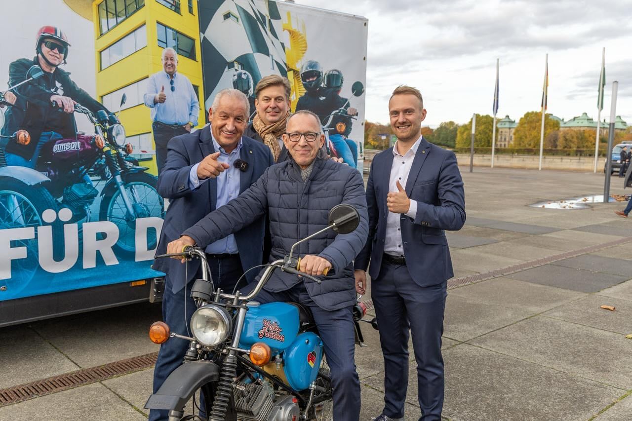 Mike - Simson ist mehr als ein Moped ️ Heute im Landtag in Dresden ️ ...