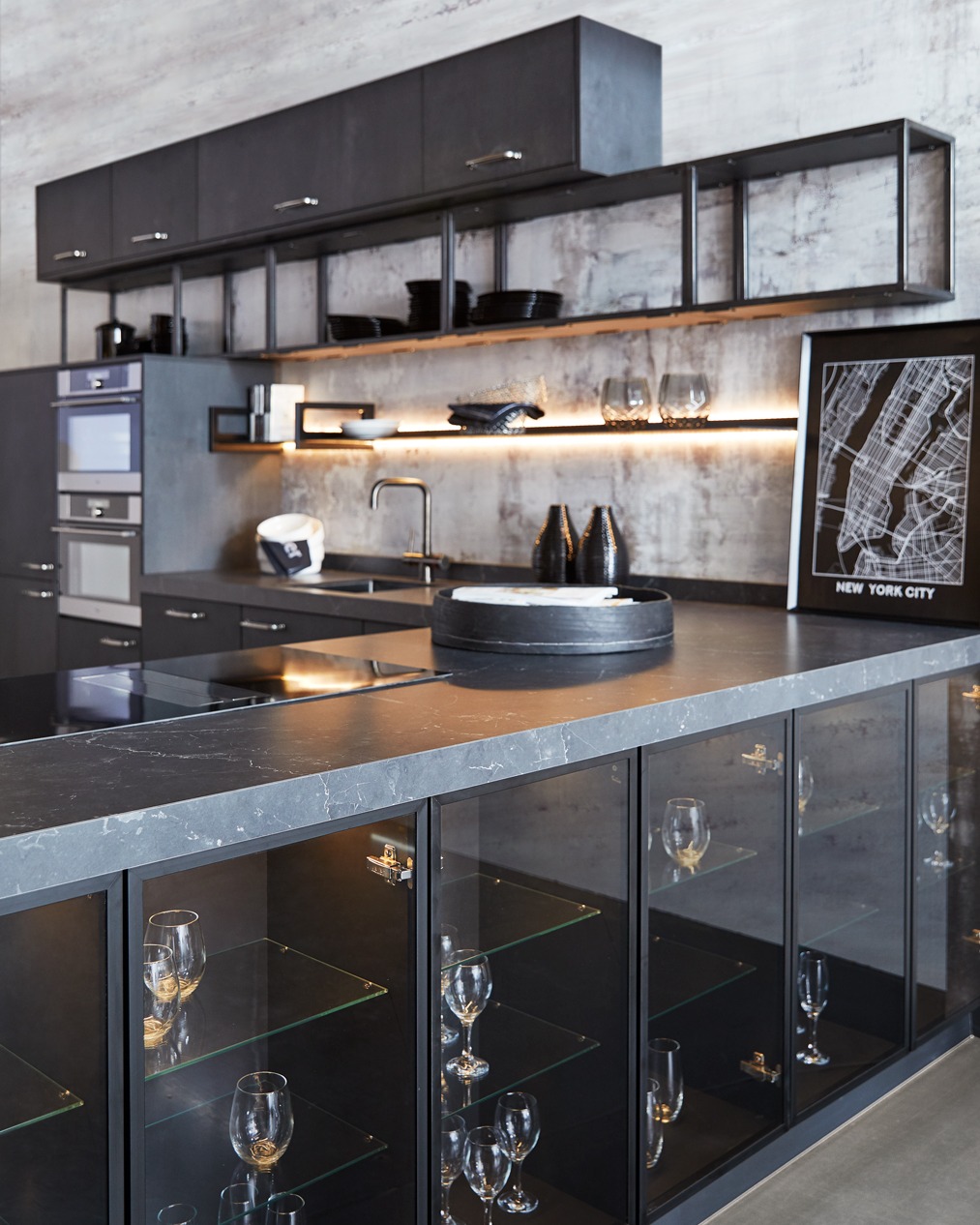 Boxtel - 𝗢𝗽 𝘇𝗼𝗲𝗸 𝗻𝗮𝗮𝗿 𝗲𝗲𝗻 𝗸𝗲𝘂𝗸𝗲𝗻 𝗺𝗲𝘁 𝗻é𝘁 𝗱𝗮𝘁 𝗯𝗲𝗲𝘁𝗷𝗲 𝗲𝘅𝘁𝗿𝗮? Glazen ...
