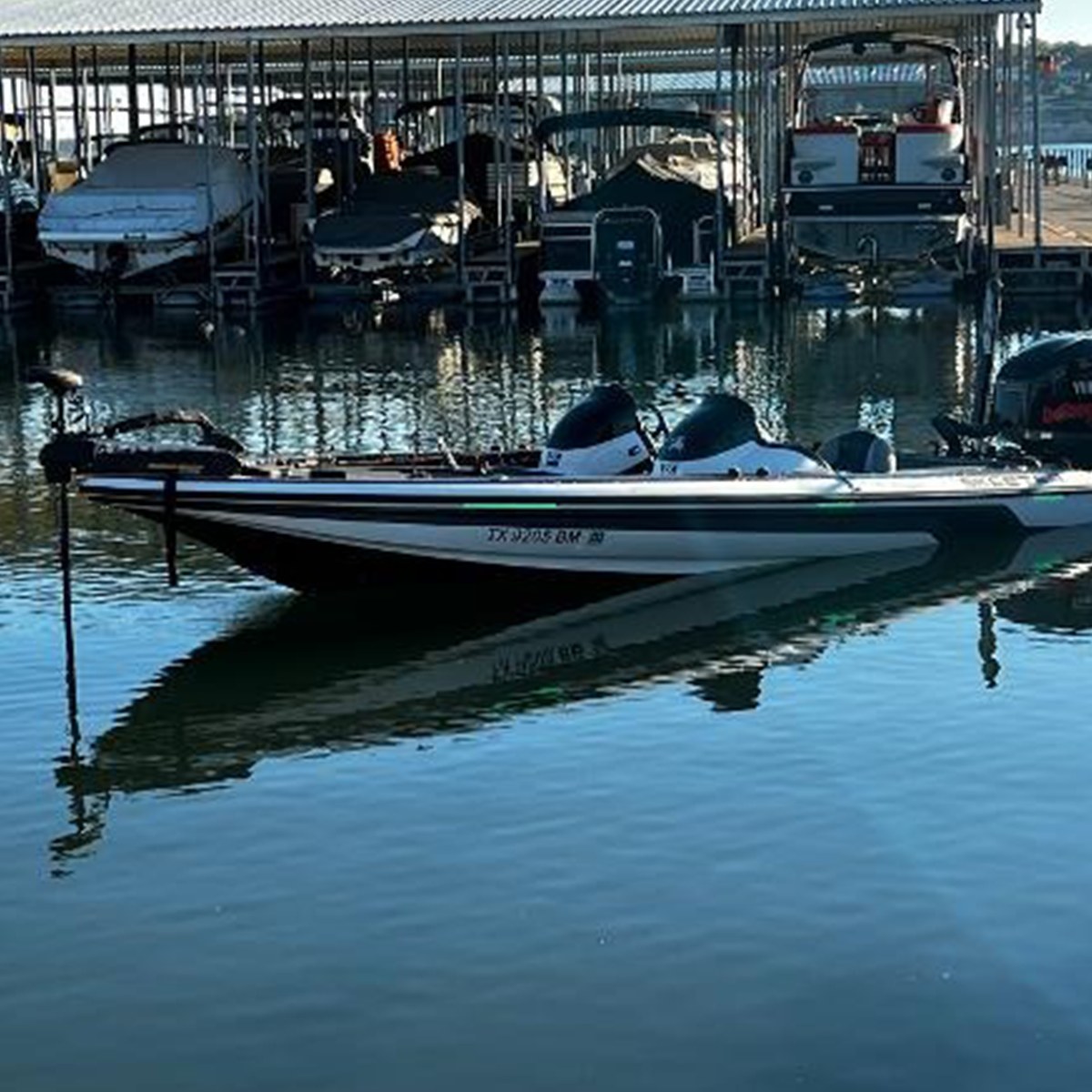 PRICE DROP ALERT!! 2011 Skeeter ZX225, 2011 Yamaha 225 V Max