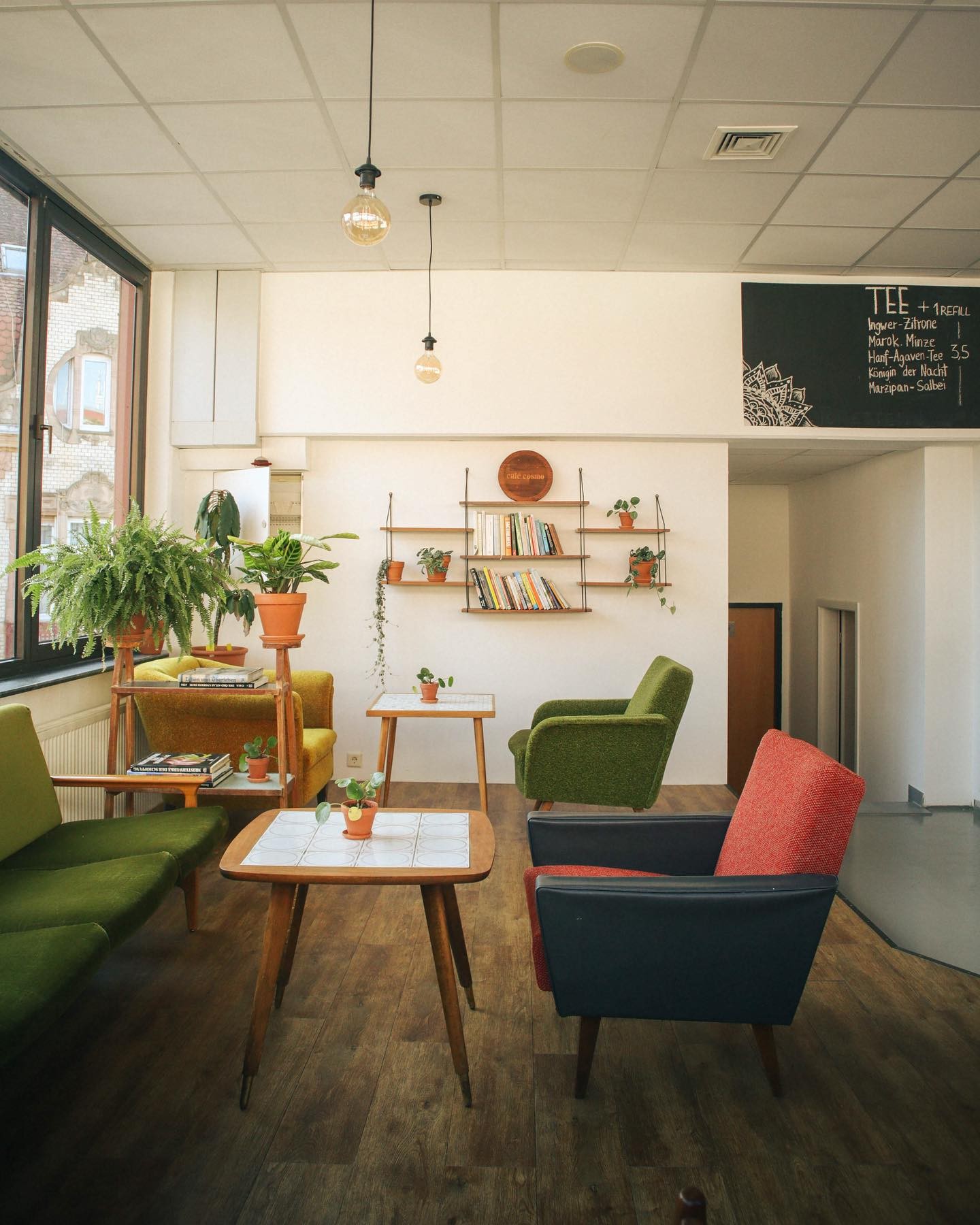 Café Cosmo - Wir möchten unseren Raum gerne für Workshops,... | Facebook