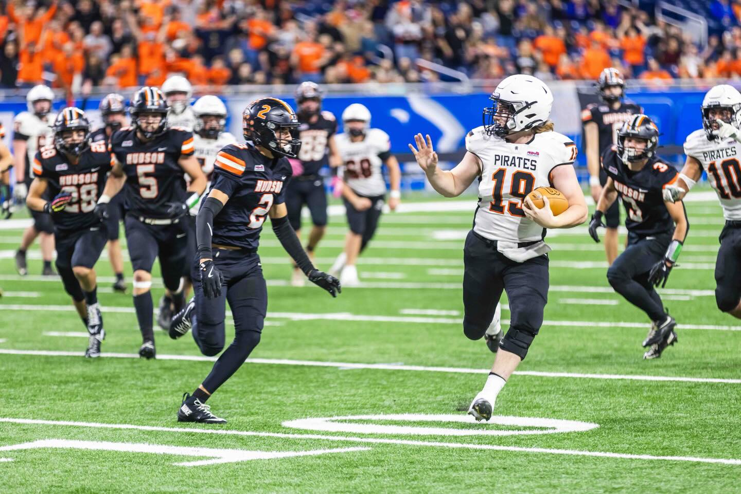 📸: Harbor Beach vs Hudson State... - State Champs Michigan | Facebook
