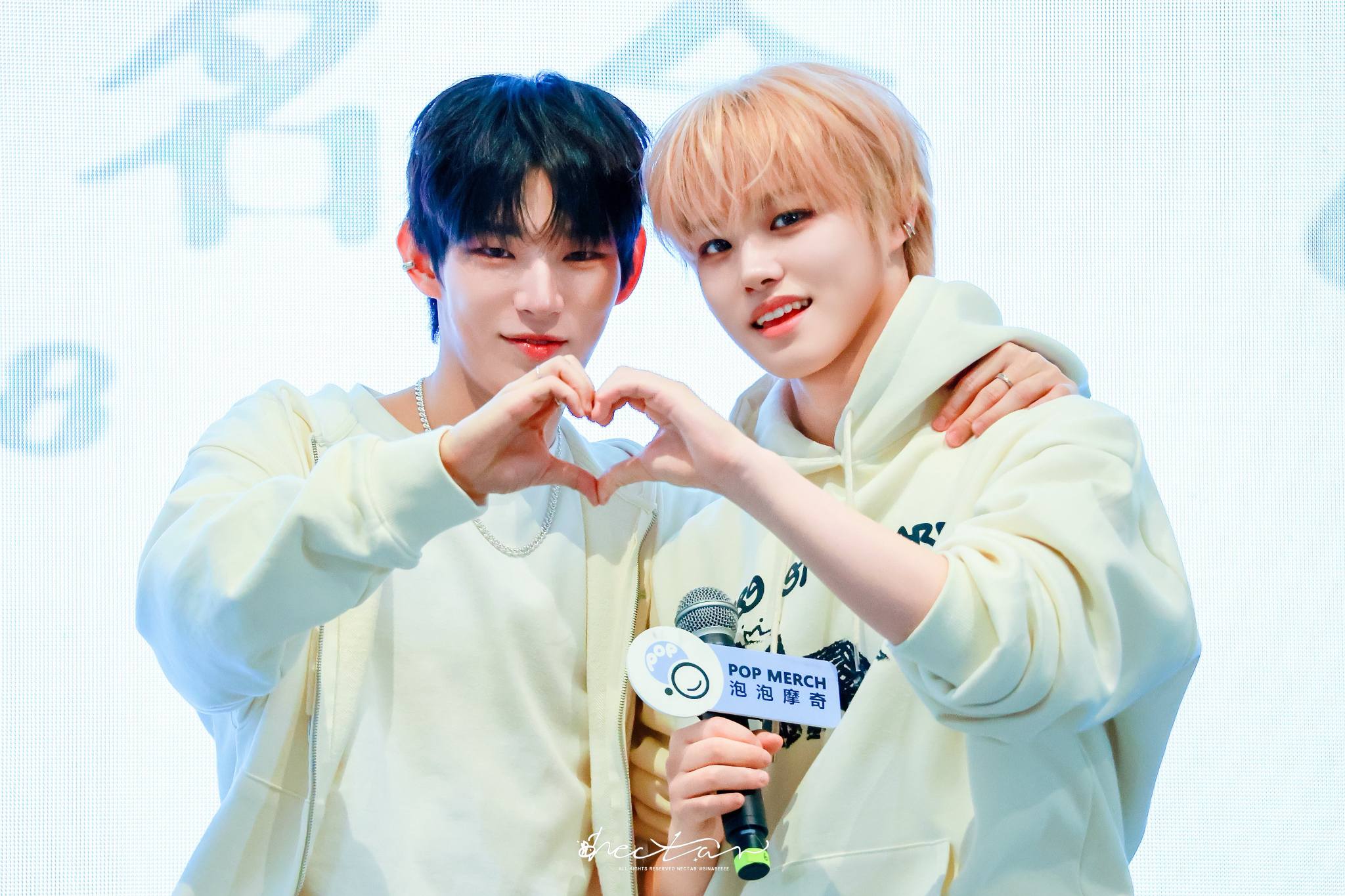 ahof muvve チェキ Steven 스티븐 スティーブン 251228 Steven and Juwon HD © sinabeeee on X #STEVEN #스티븐