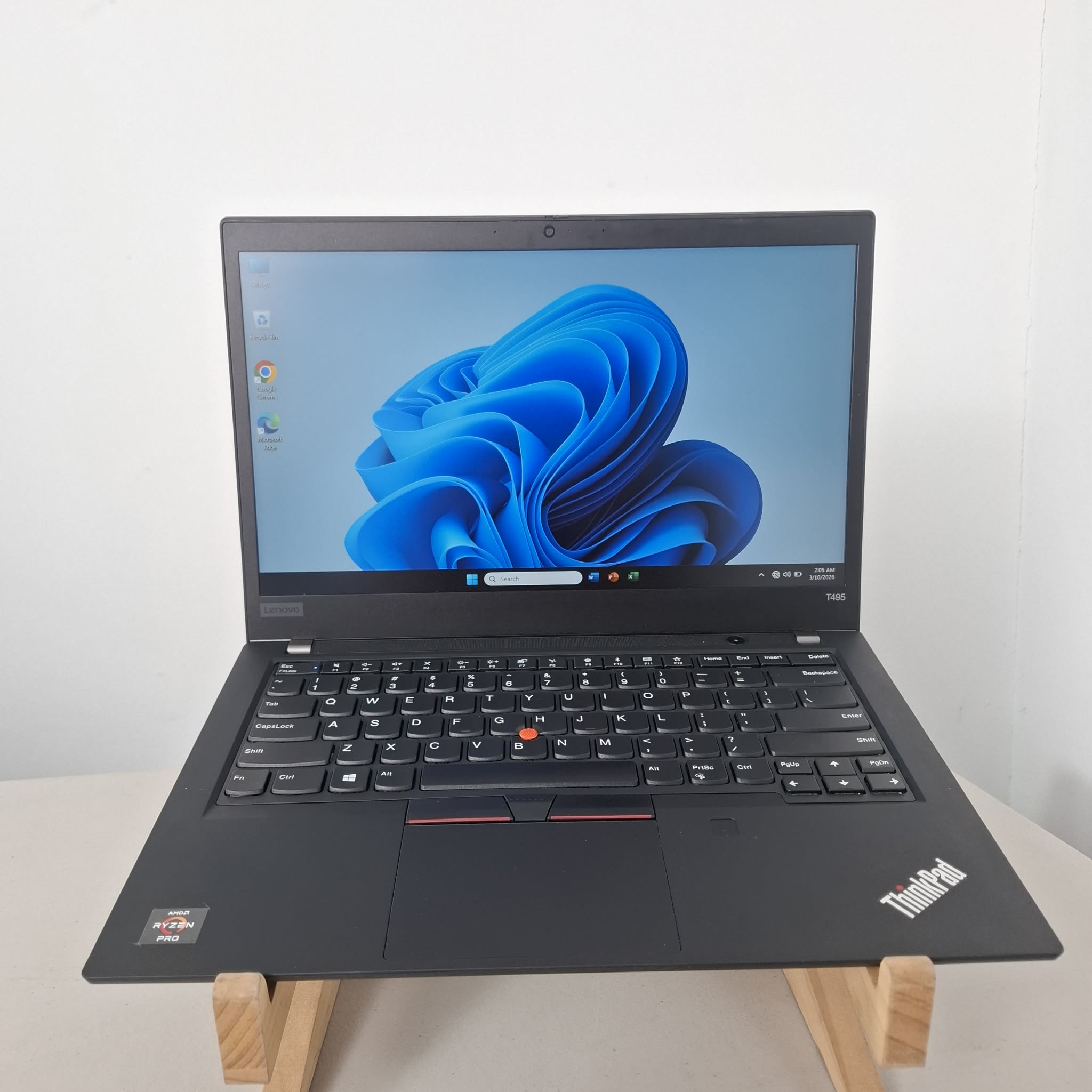 ? LAPTOP LENOVO T495 RYZEN 5 PRO 3500U | 8GB RAM | 256GB SSD
