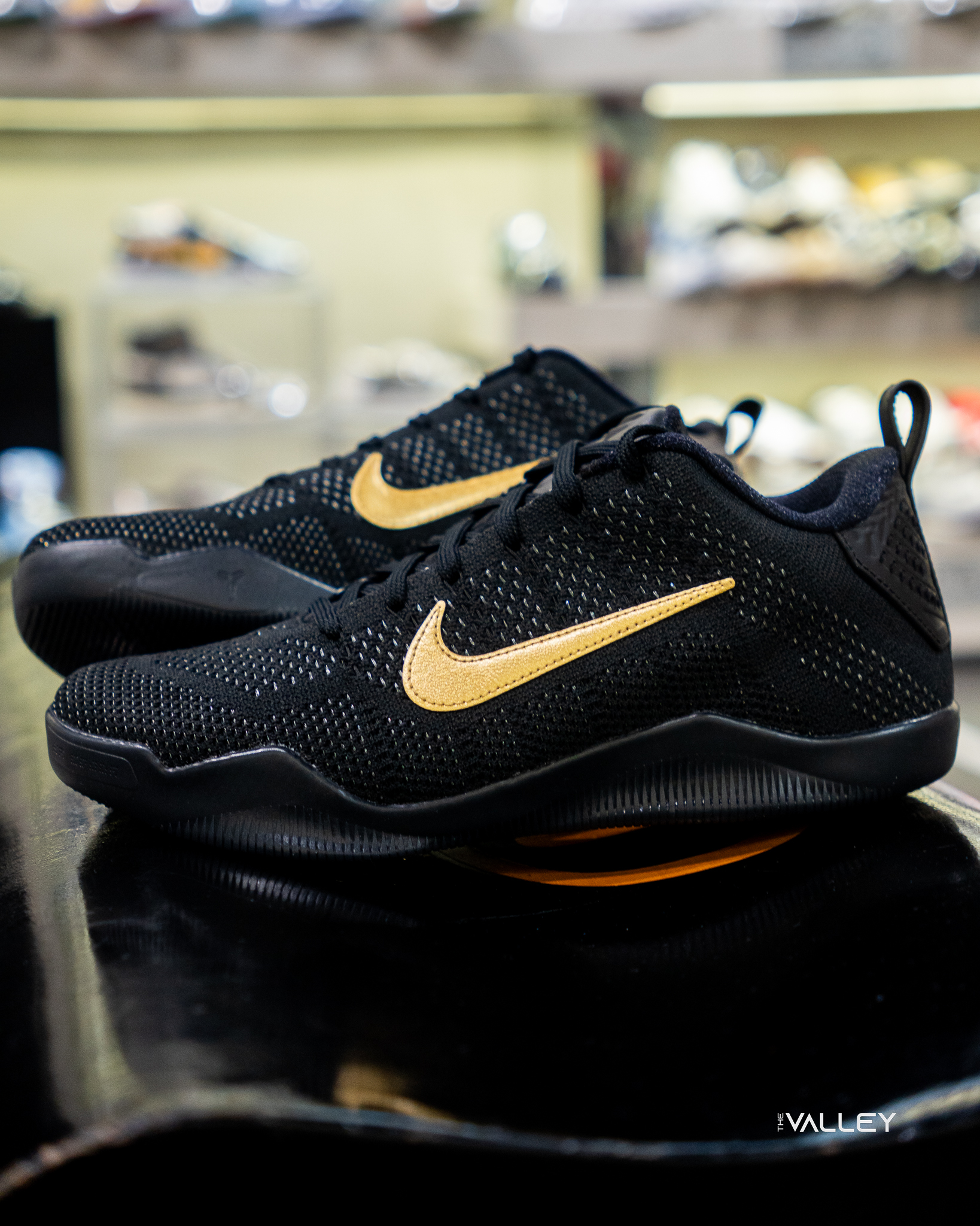 Nike Kobe 11 Elite Low Protro Fade to Black ? Price starts at 