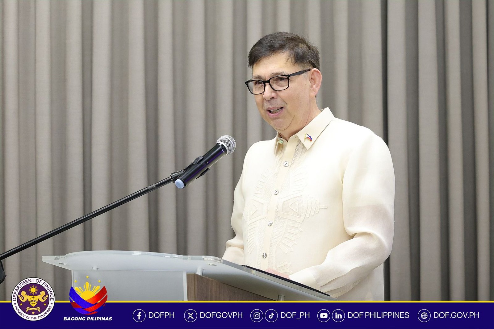 Ralph Recto - Ralph Recto added a new photo.