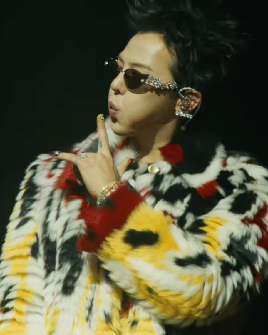 BIGBANG IS BACK! G-Dragon, Taeyang, and Daesung have officially