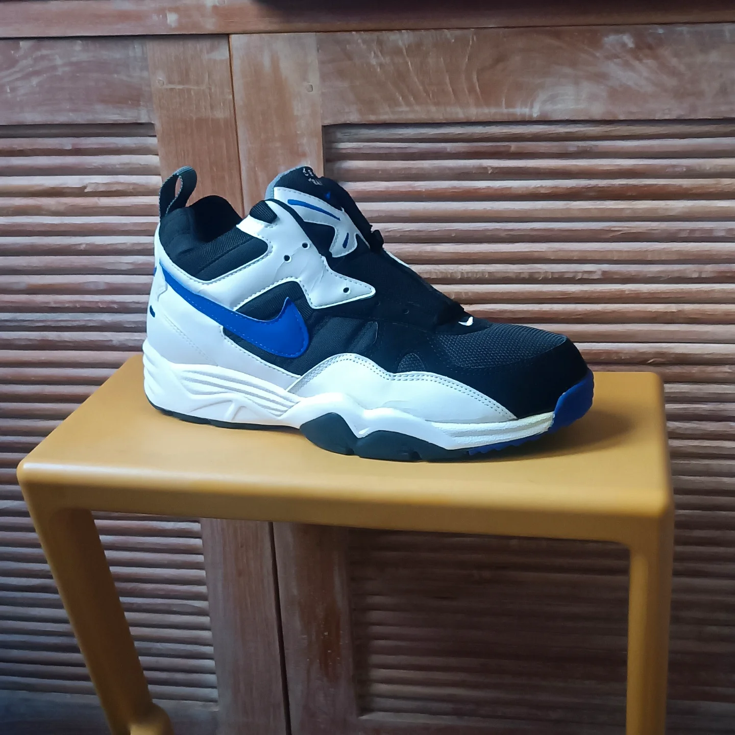 NIKE AIR EDGE II MID FROM 1994 DEADSTOCK WITH ORIGINAL BOX SIZE 