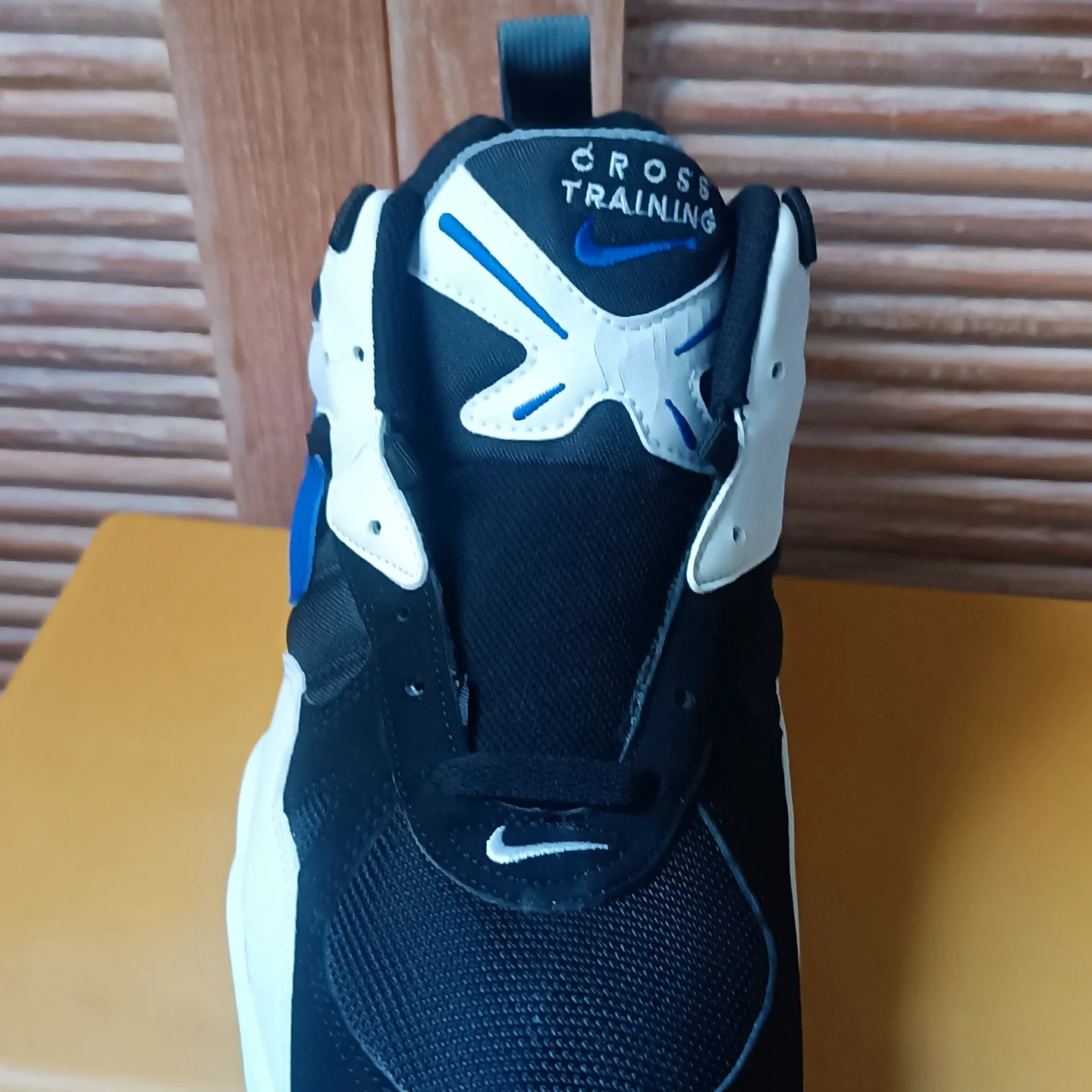 NIKE AIR EDGE II MID FROM 1994 DEADSTOCK WITH ORIGINAL BOX SIZE 