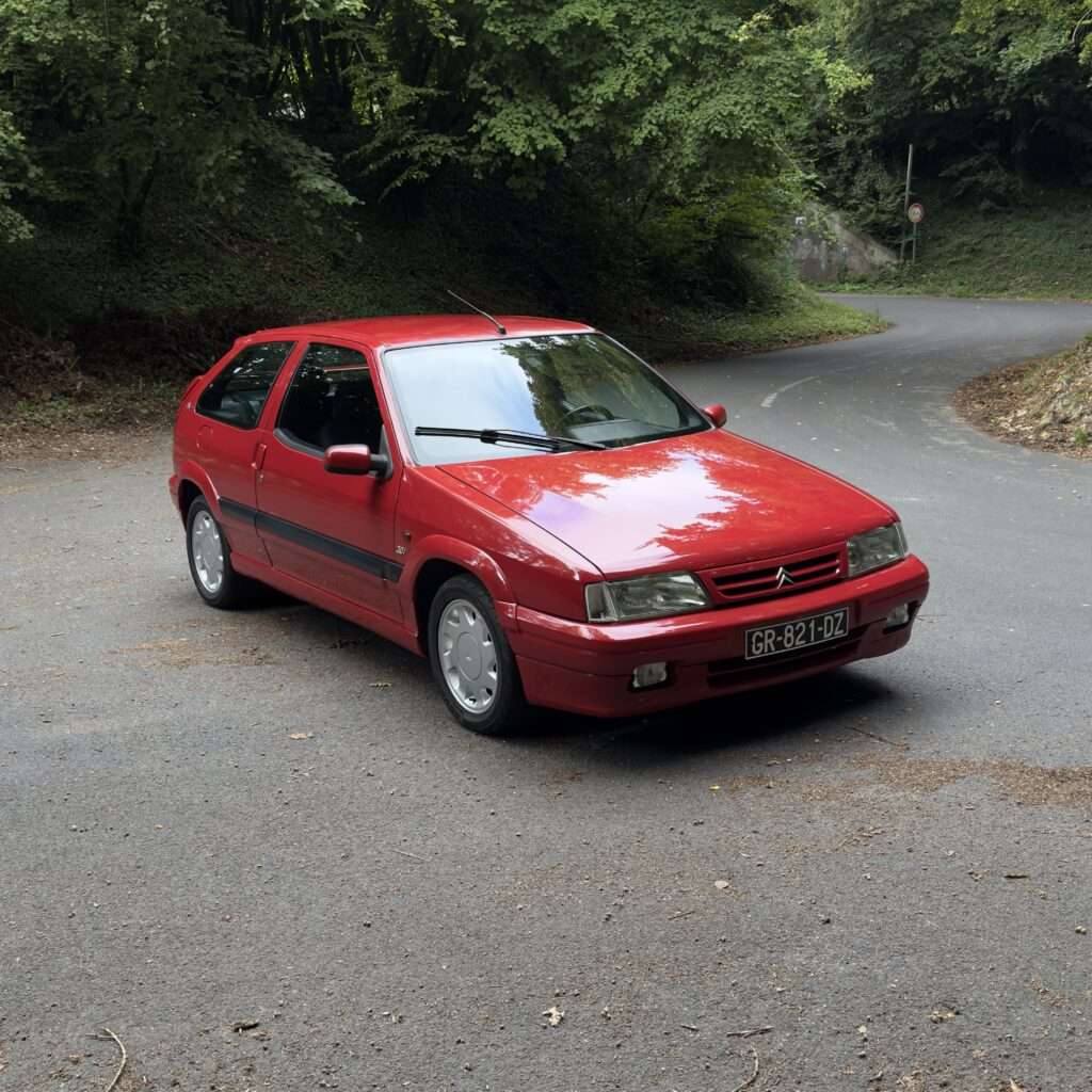 Deuxieme Classe

スムースニットガウンコート Citroen ZX 16V 2.0i - Edition Pierre Lartigue numéro 19 sur 50