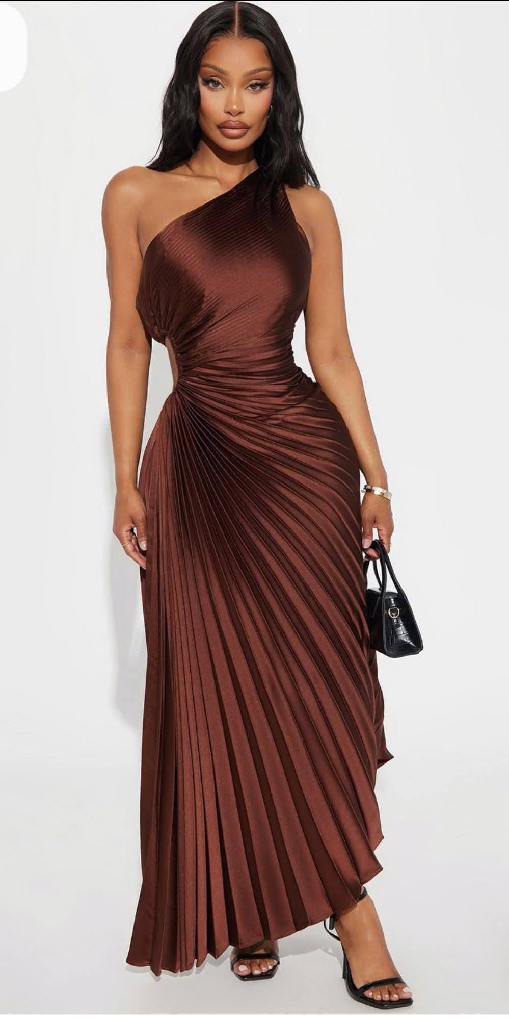 rebecca taylor dresses Women's Olivia Dress | Color: Sangria $65-$85 Architectural Corset Silk Velvet Select Shirt Size:XXL this midi dress is