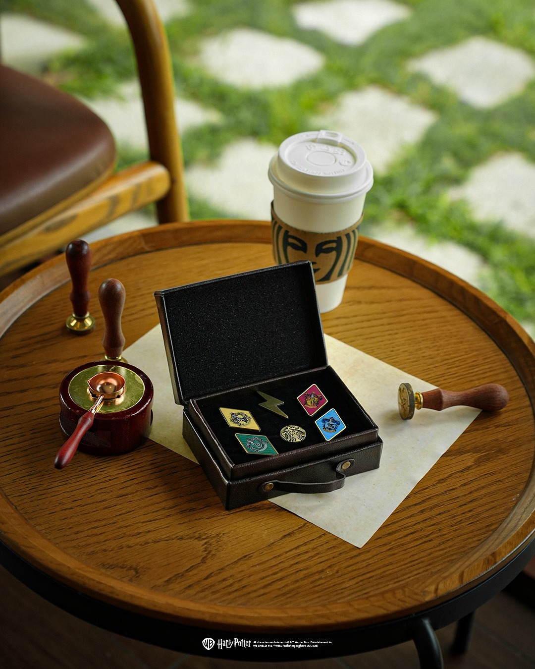 Starbucks Harry Potter ピンバッジ 4種セット　海外限定 Bring every house together and share the fun. 💚 Harry Potter