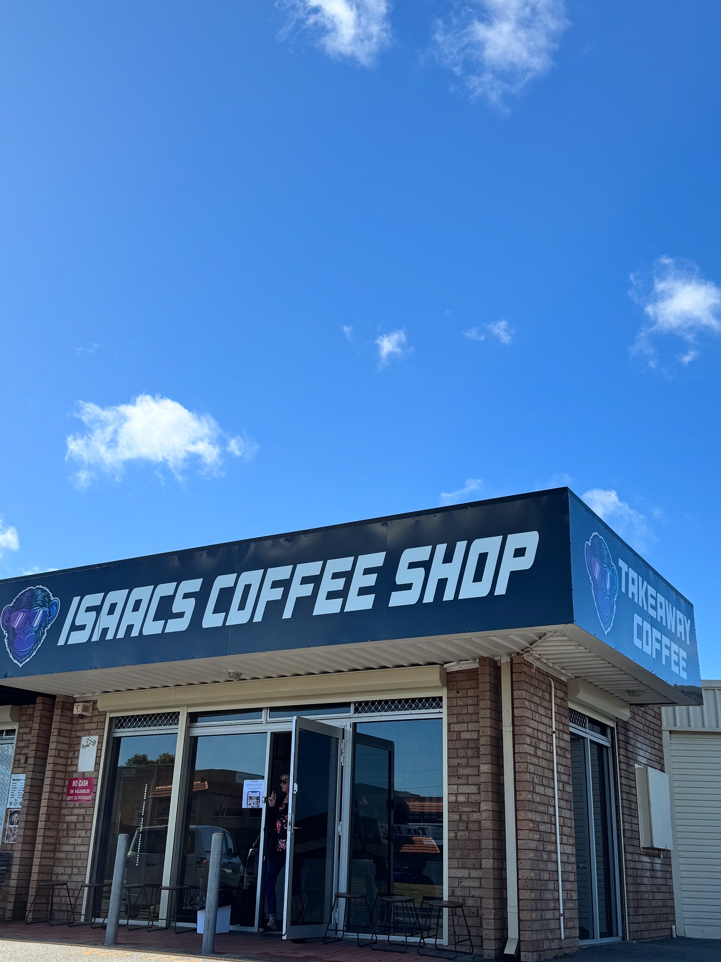 Isaacs Coffee Shop | Rockingham WA