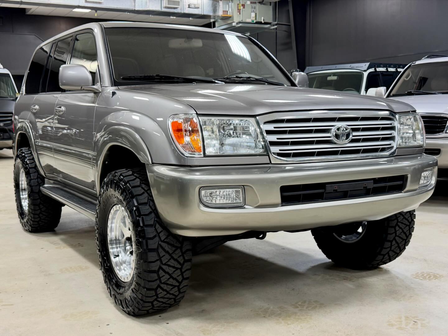 にんもり専用 SOLD! This beautiful 2004 Toyota Land Cruiser 100 Series Kings