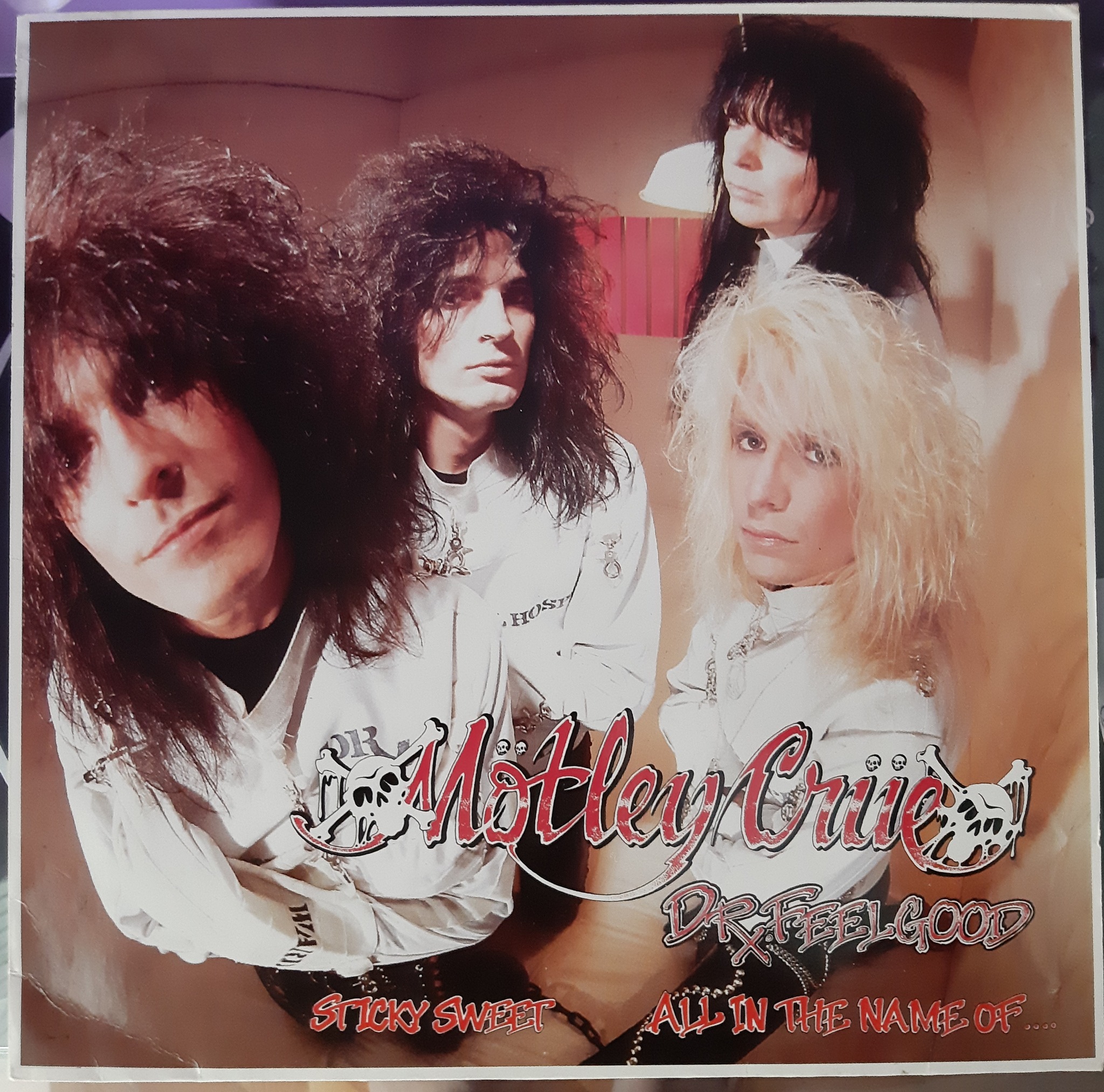 In 1989, Mötley Crüe released their most successful album! 🤘 