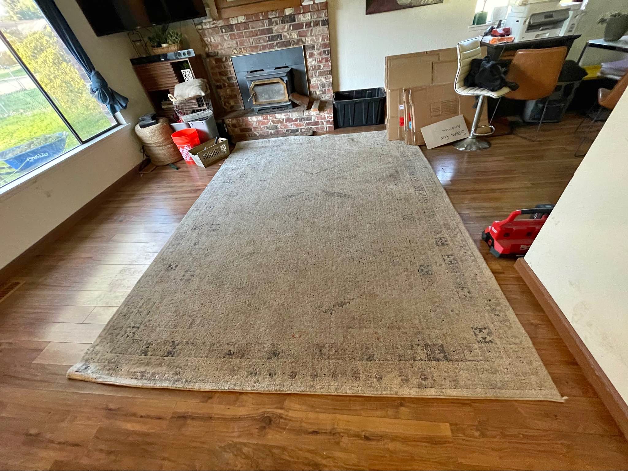 NEW wool area rug 🤍 - Area Rugs | Facebook Marketplace | Facebook
