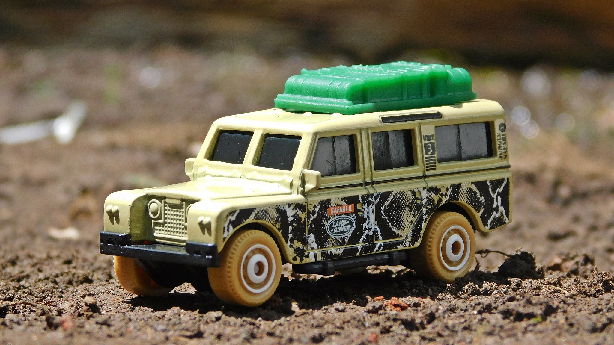 LAND ROVER ミニカー ZEBRA 9594 SAFARI BRITAINS