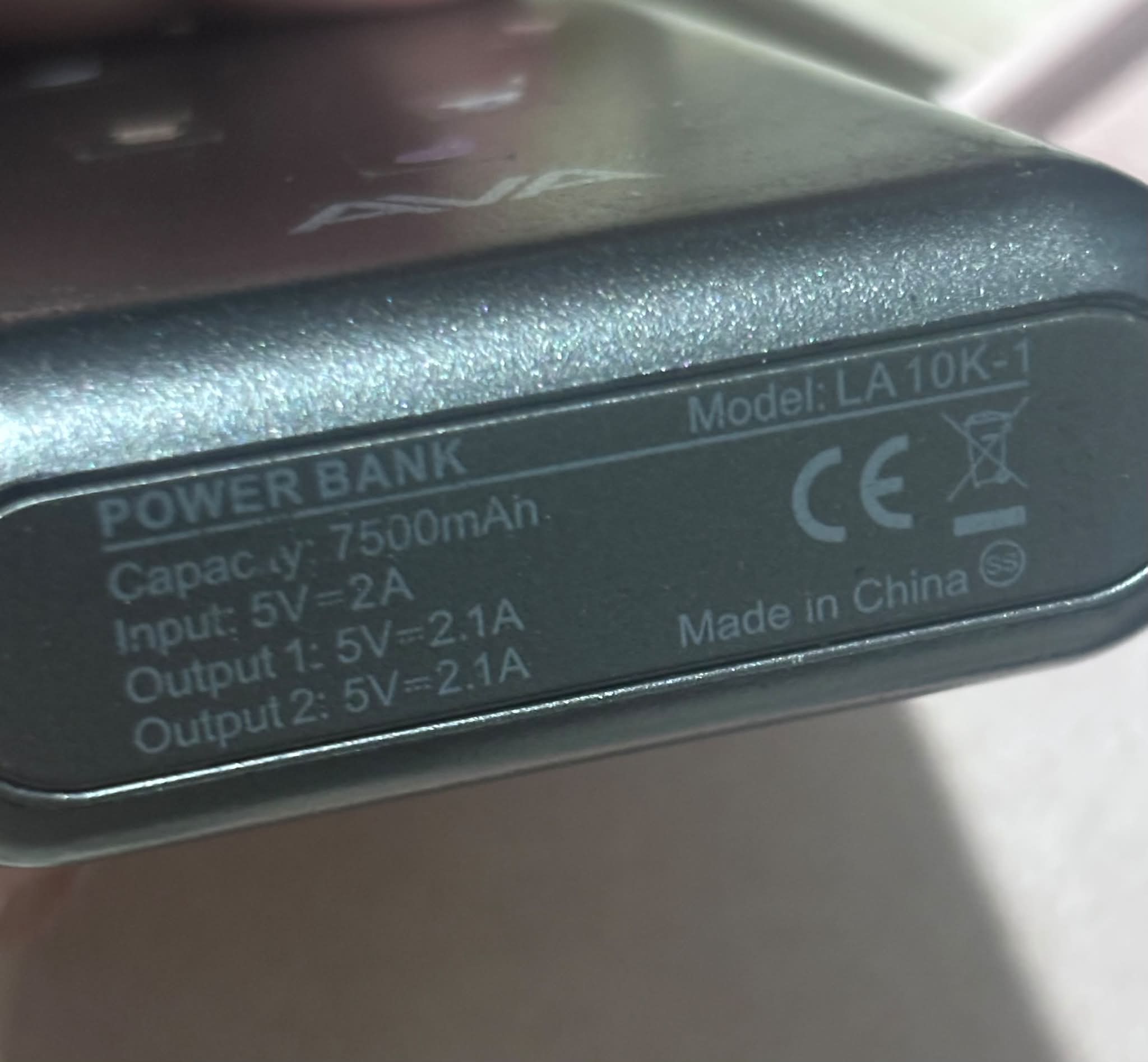 pin dự phòng này dc mang qua đài k ạ