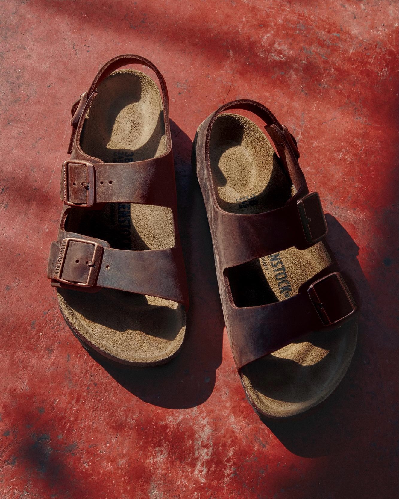 BIRKENSTOCKとSong for the Muteによるコラボレーションが本日発売