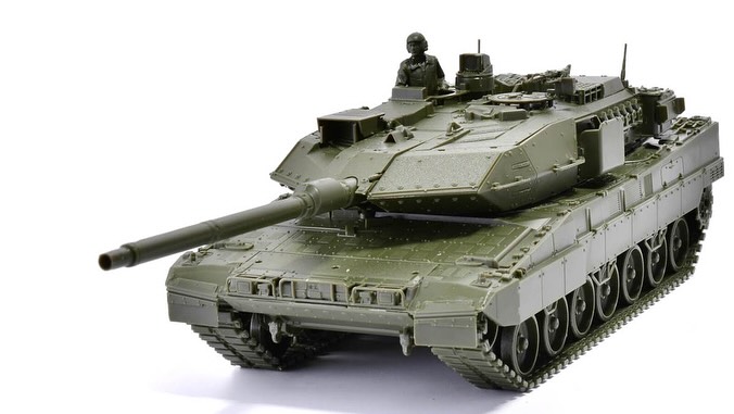 花金だ！仕事帰りに買うプラモ。タミヤで味わう「組み易い戦車模型」の