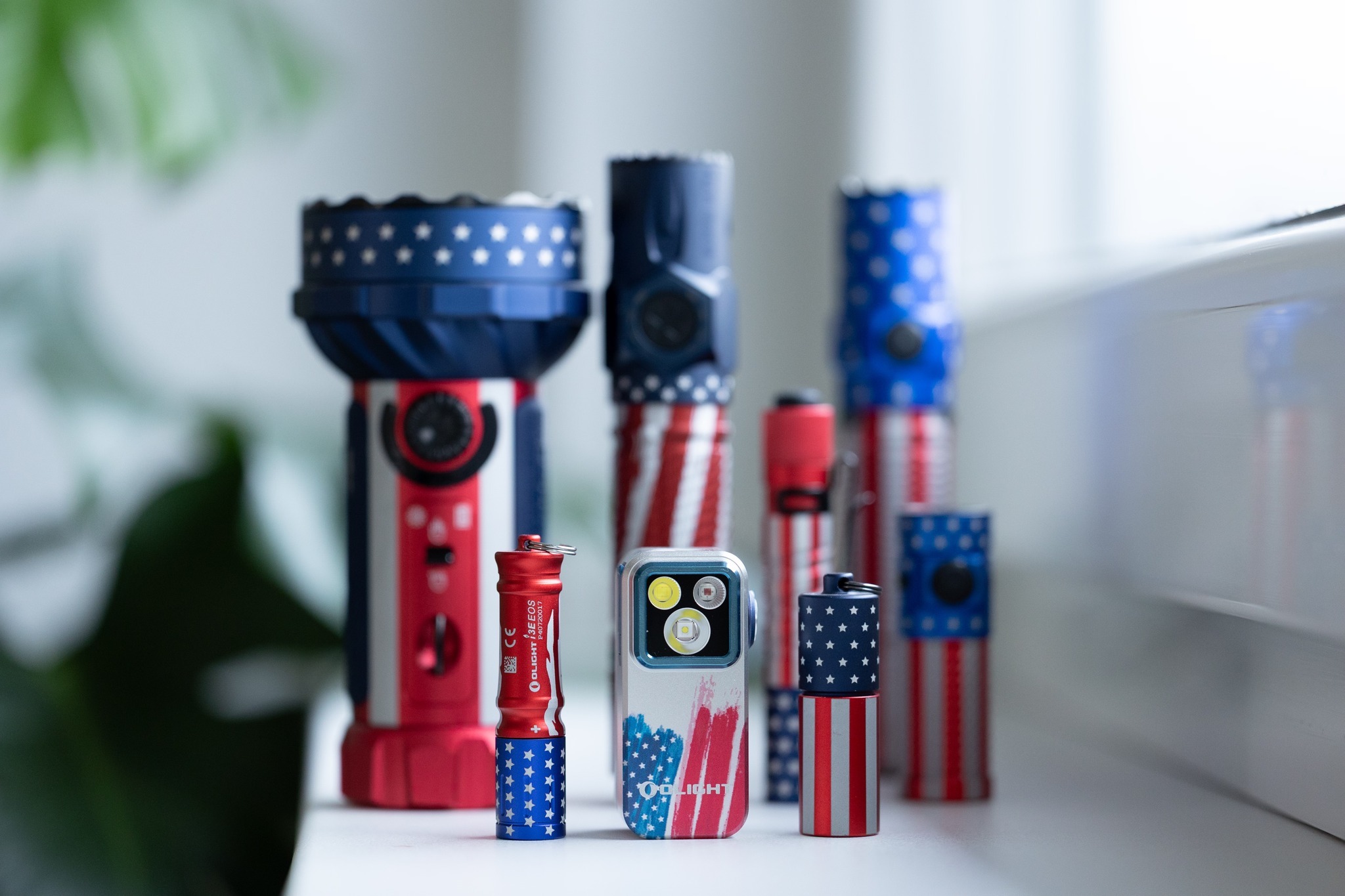olight american flag flashlight LUXPRO LED Keychain 100 Lumens Compact Mini Flashlight with Keyring Olight Warrior Ultra Lightweight Tactical