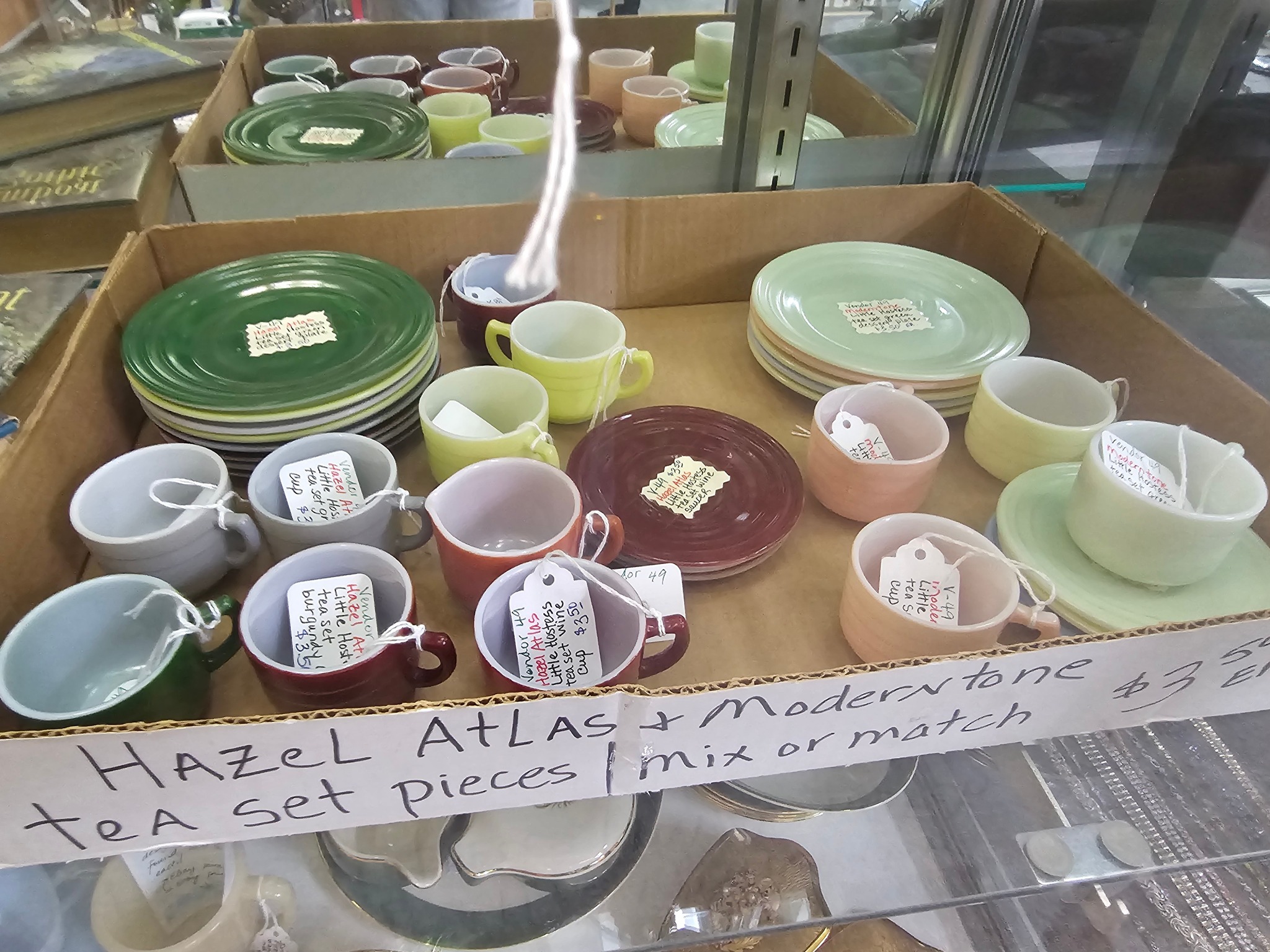 Emma Rae's Antiques &... - Emma Rae's Antiques & Uniques