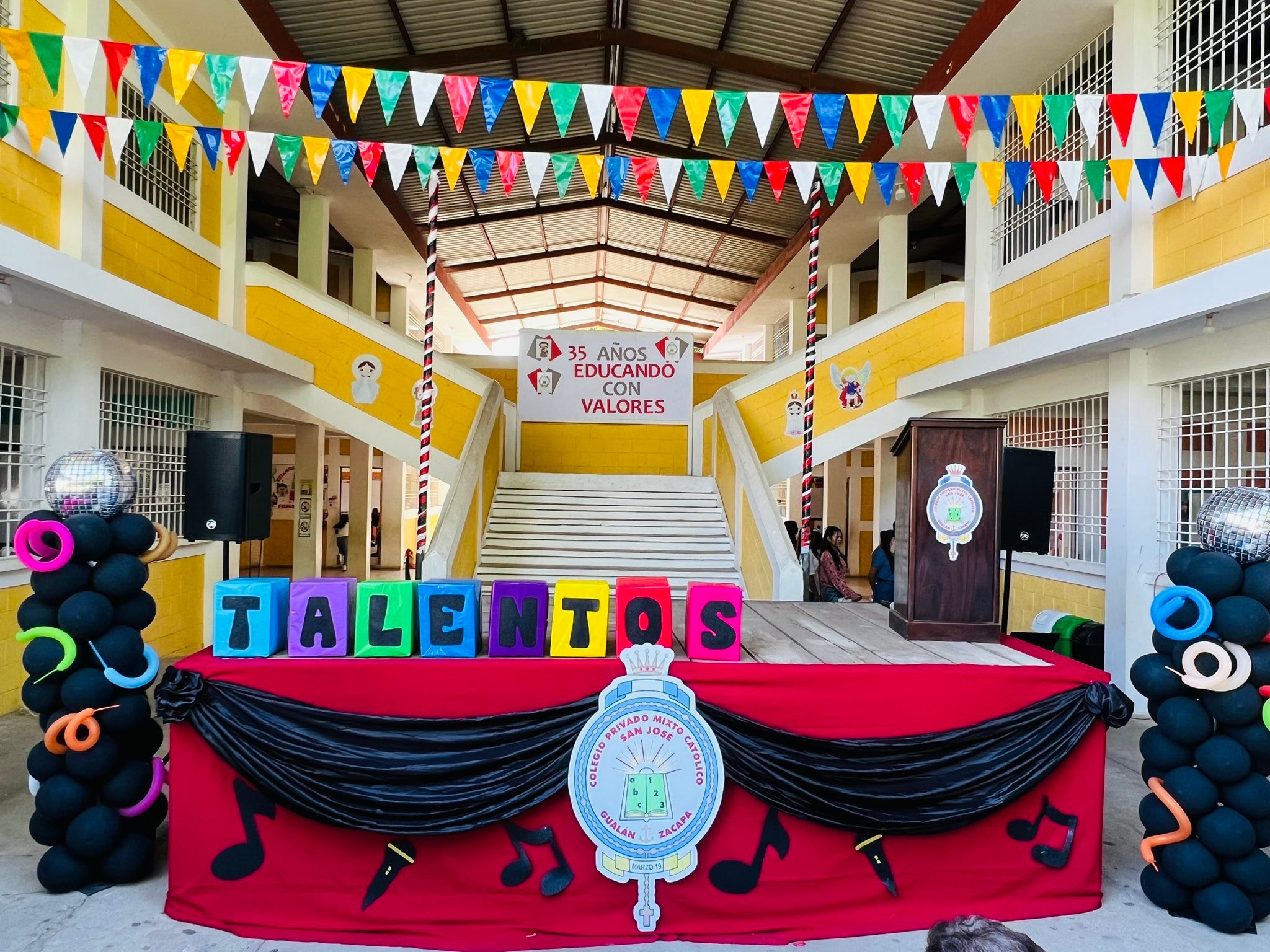 Colegio... - Colegio Privado Mixto Católico San José - Gualán