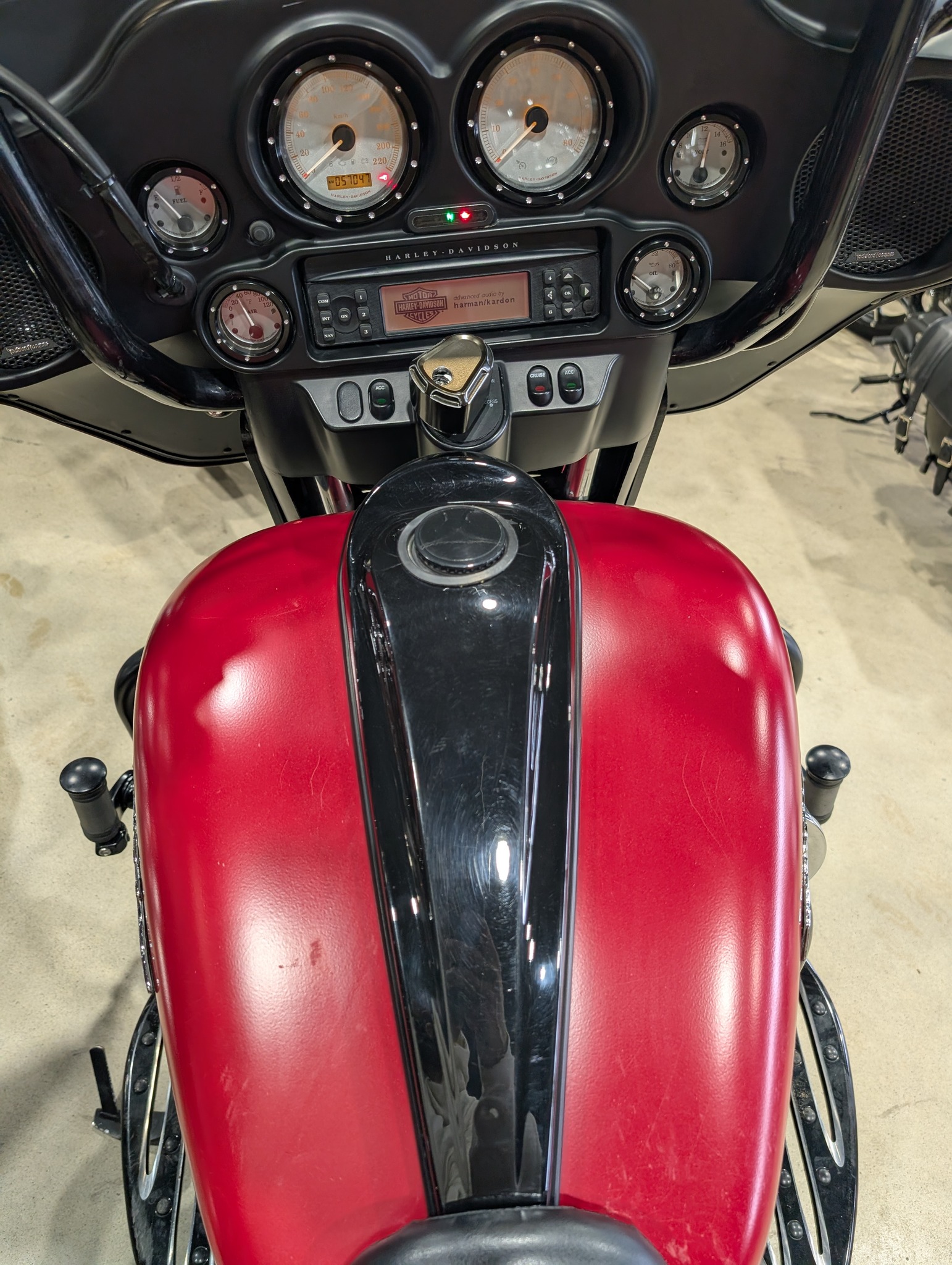 Big Toy Shop - ☠2011 Harley Davidson Street Glide 103ci☠... | Facebook