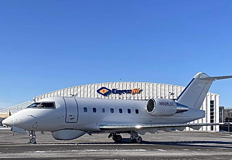 Random visitor N606JL (1997 BOMBARDIER INC CL-600-2B16 owned by