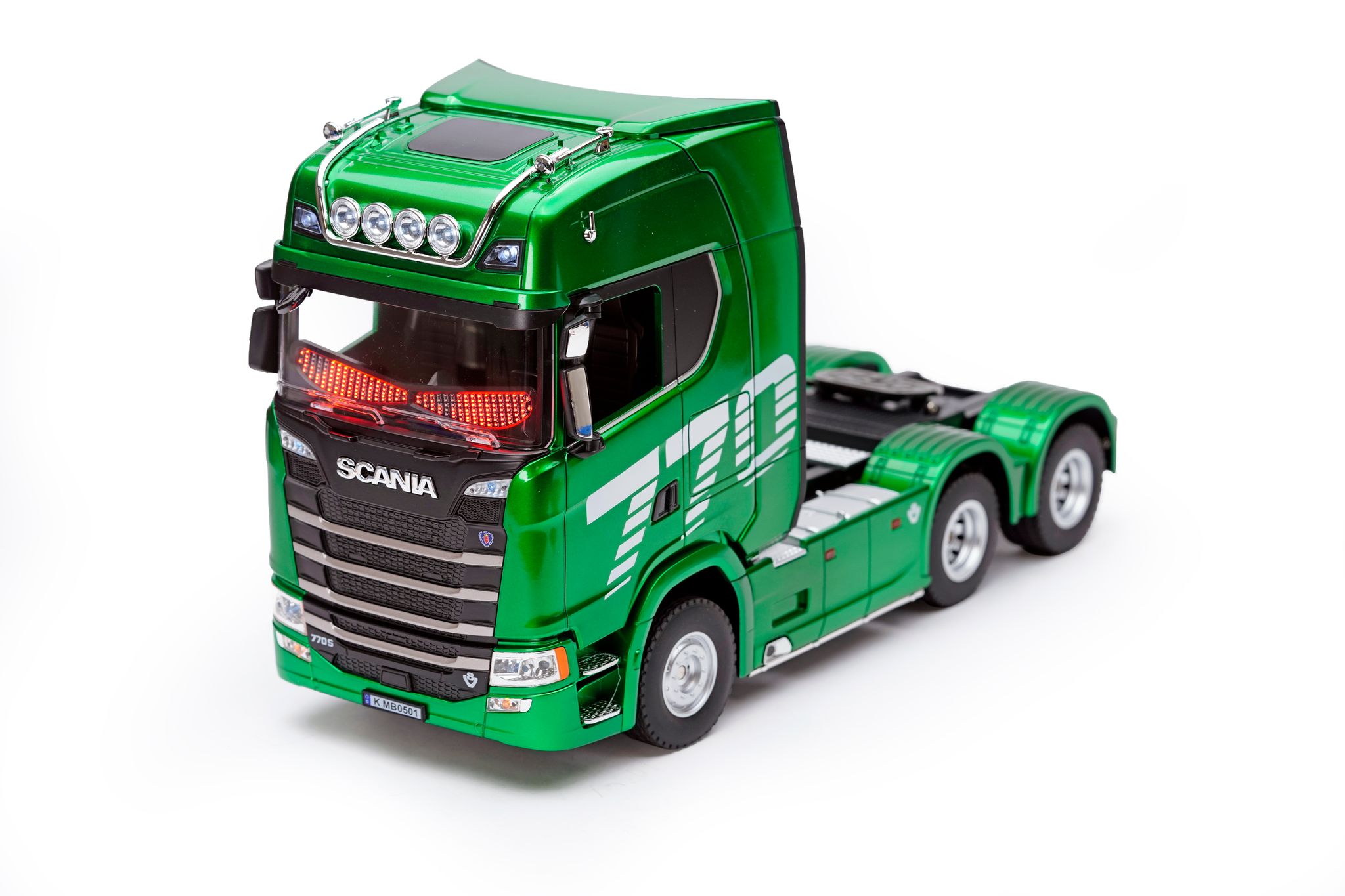The Huina Scania 770S cab truck has been a firm favourite with big