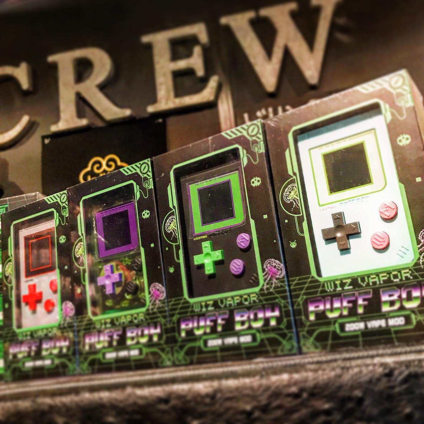 VAPE CREW - 新商品のご案内〜 WIZ VAPOR PUFF BOY 200w VAPE MOD 各色 