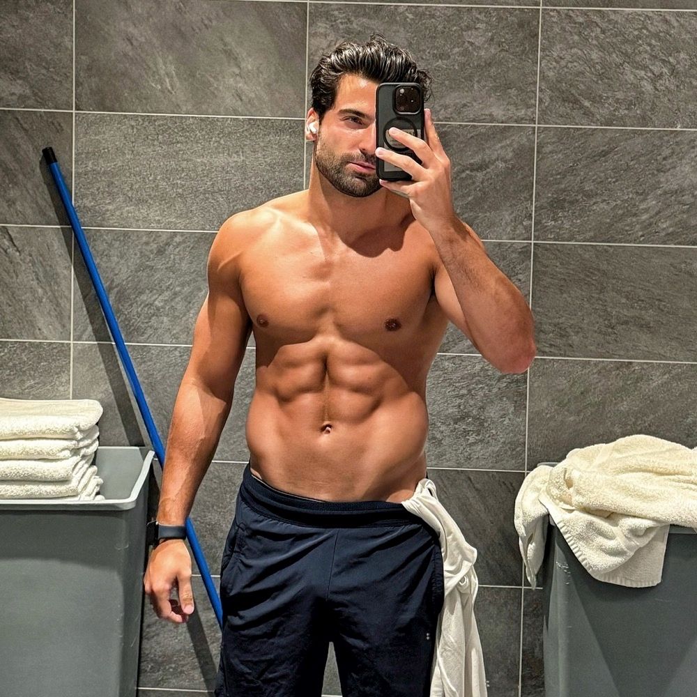 Socialite - Jan Ravnik — Instahottie Update. See all the photos of # ...