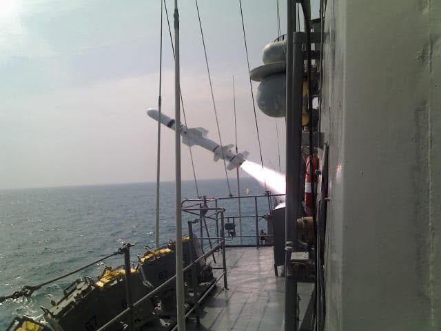  Foto zu Military Weapons... - Military Weapons อาวุธยุทโธปกรณ์ทางทหาร 