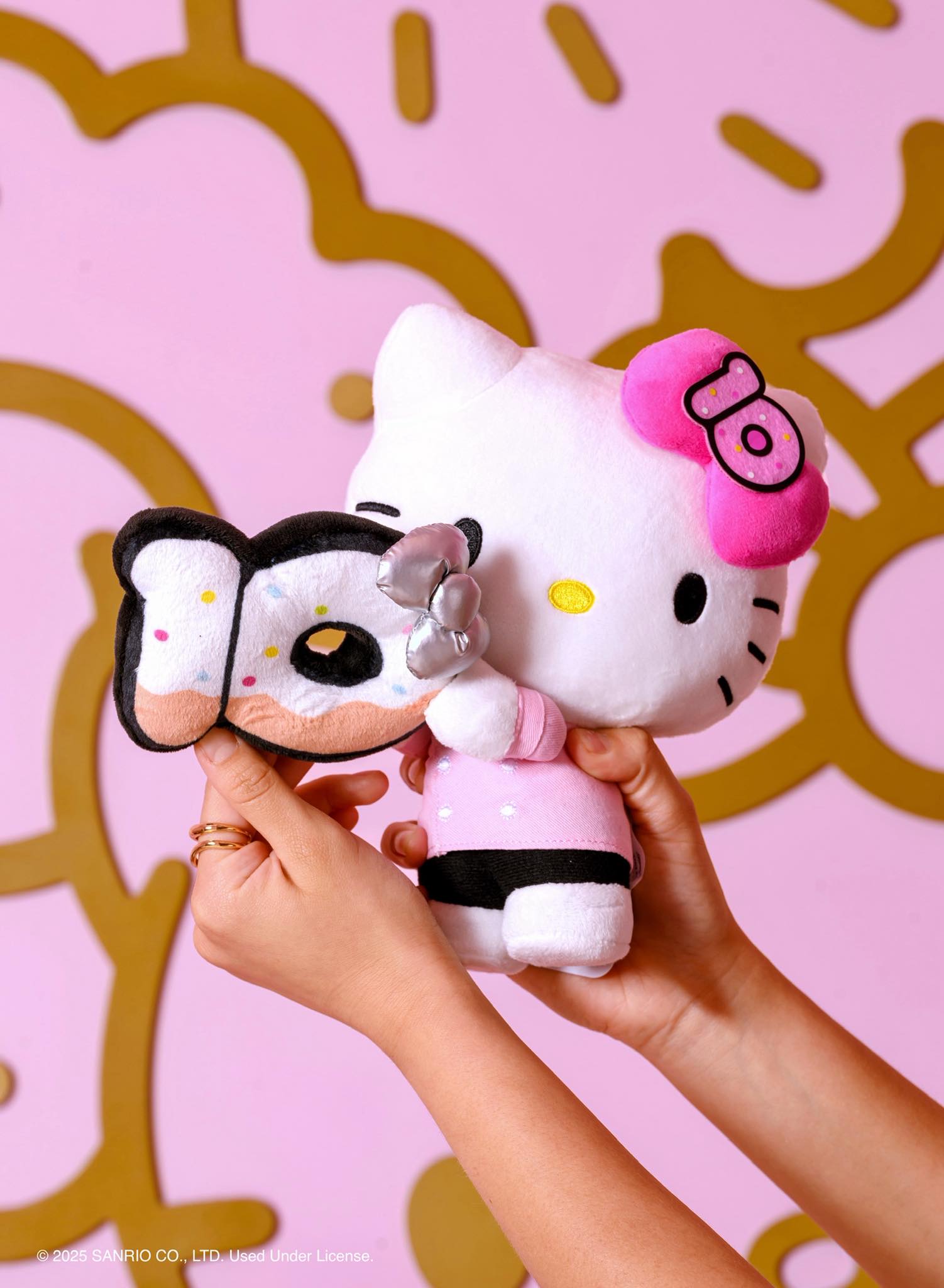 Hello #Nashville! The #HelloKittyCafeTruck is coming to Opry