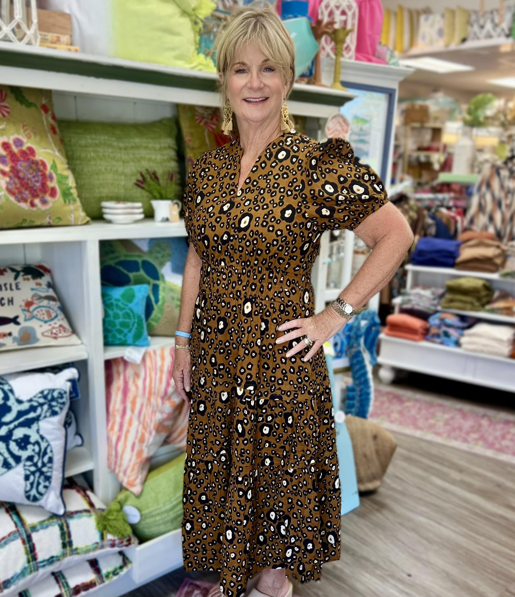 What's the best store for women's resort wear in Huntington Beach?