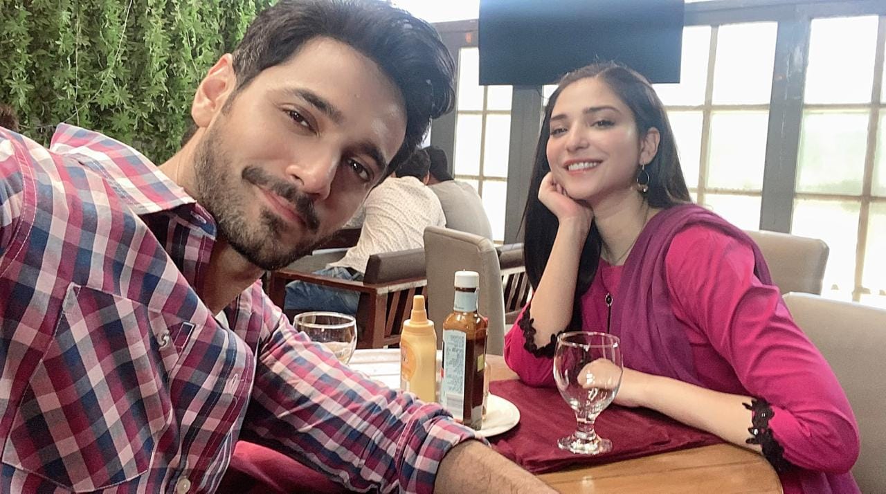 Emaxtv - The popular on-screen couple #RamshaKhan and... | Facebook