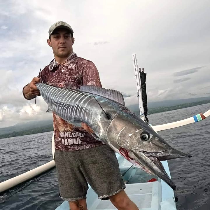 best 2 speed reel fishing wahoo for the money Avet HX 5/2 Two Lever Drag Right Hand / Black 9 shielded stainless steel ball bearings The best smooth shift function with 1 touch 2 speed shift Anodized for a durable and saltwater resistant finish All internal components gears and shaft are hardened and tempered stainless steel 2 speed gear ratio Avet EX Lever Drag Reels