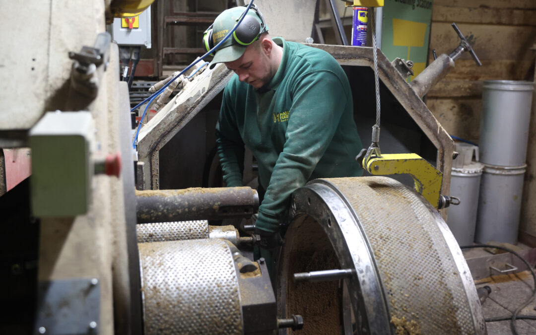 Massey Feeds - 🌾 We’re Hiring – Mill Process Operators 🌾... | Facebook