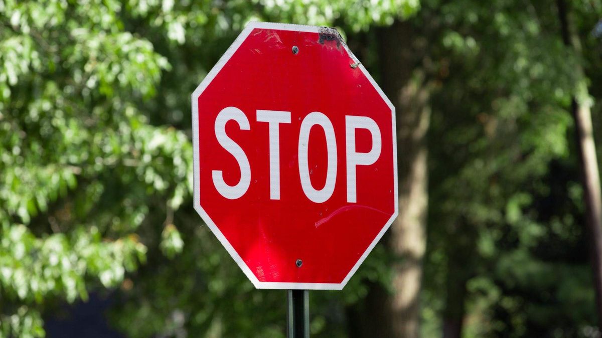 Ledger-Enquirer - Is it OK to slow roll through a GA stop sign if ...