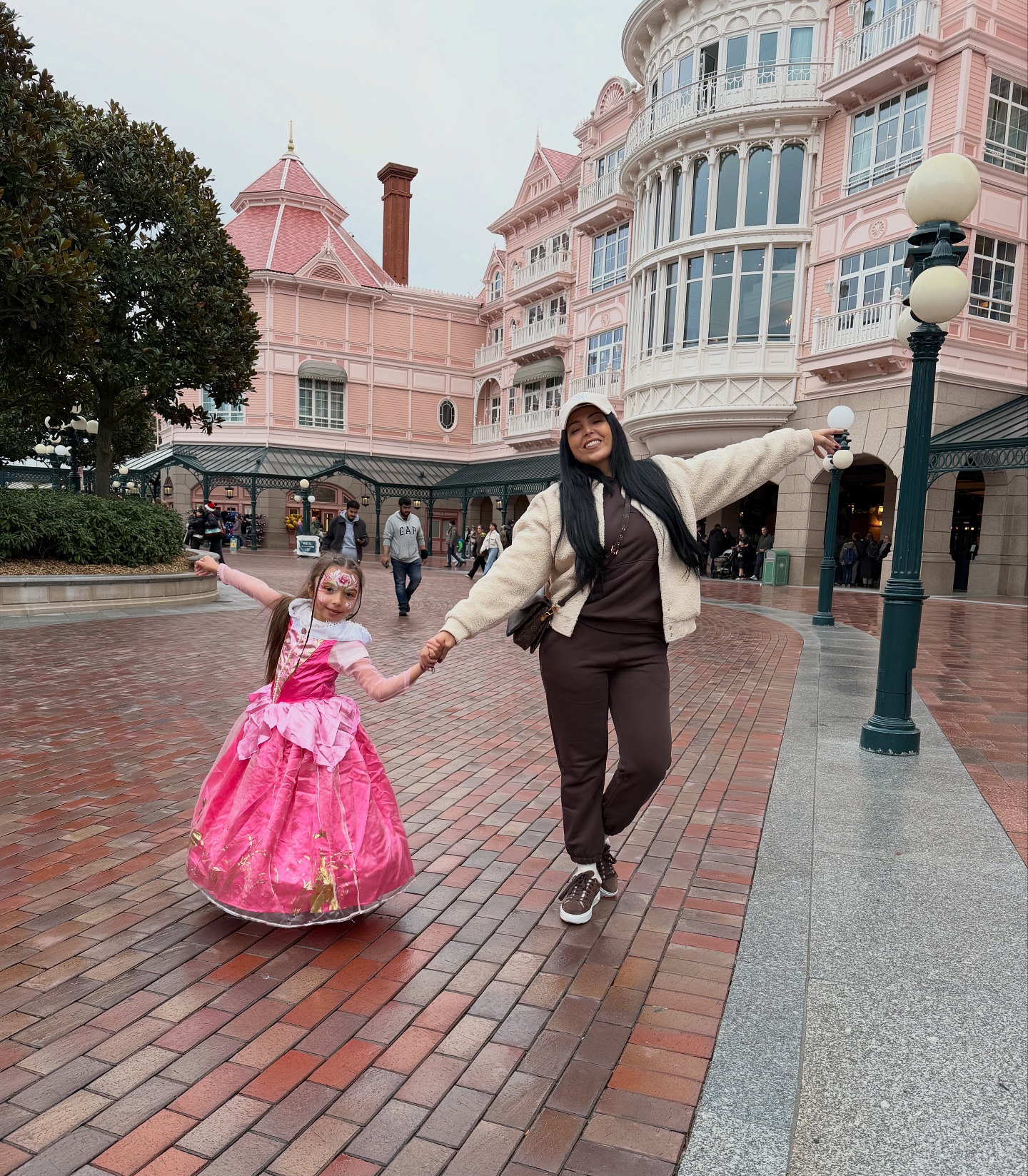 Apparence PARIS×Disney スカート Princess ♥️ #paris #nancycoppola