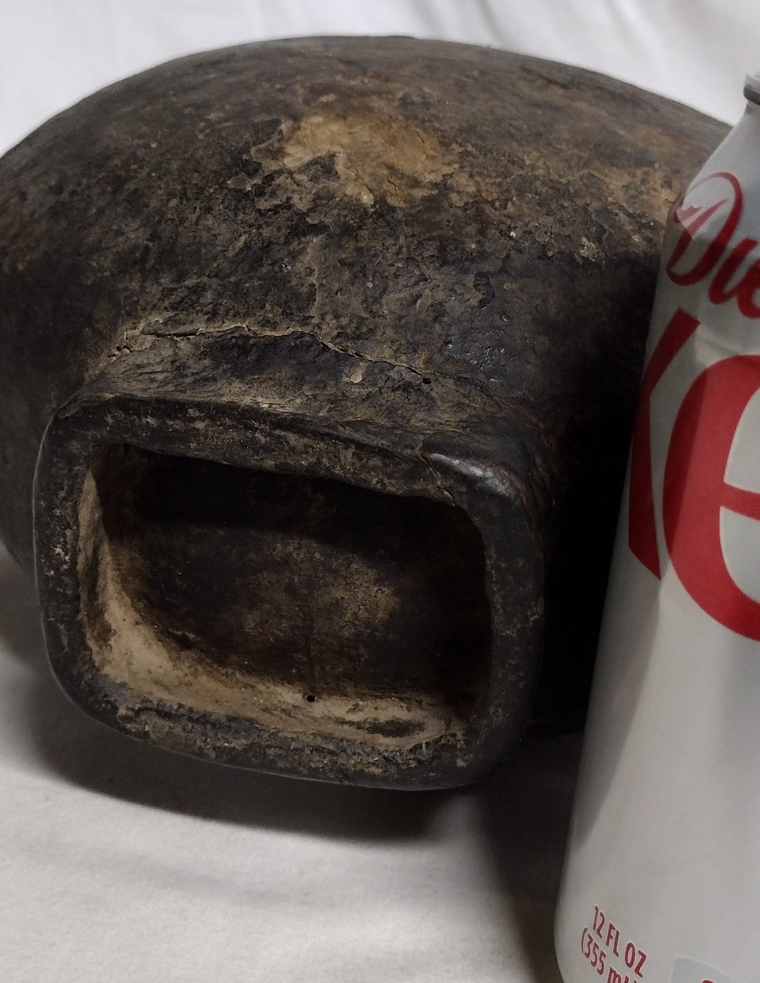 Ancient Chinese hide water bottle, no dynasty mark