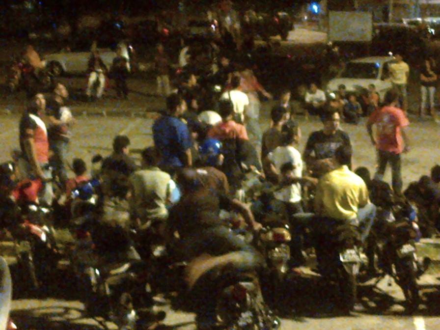 Kompleks Niaga Parit Raja