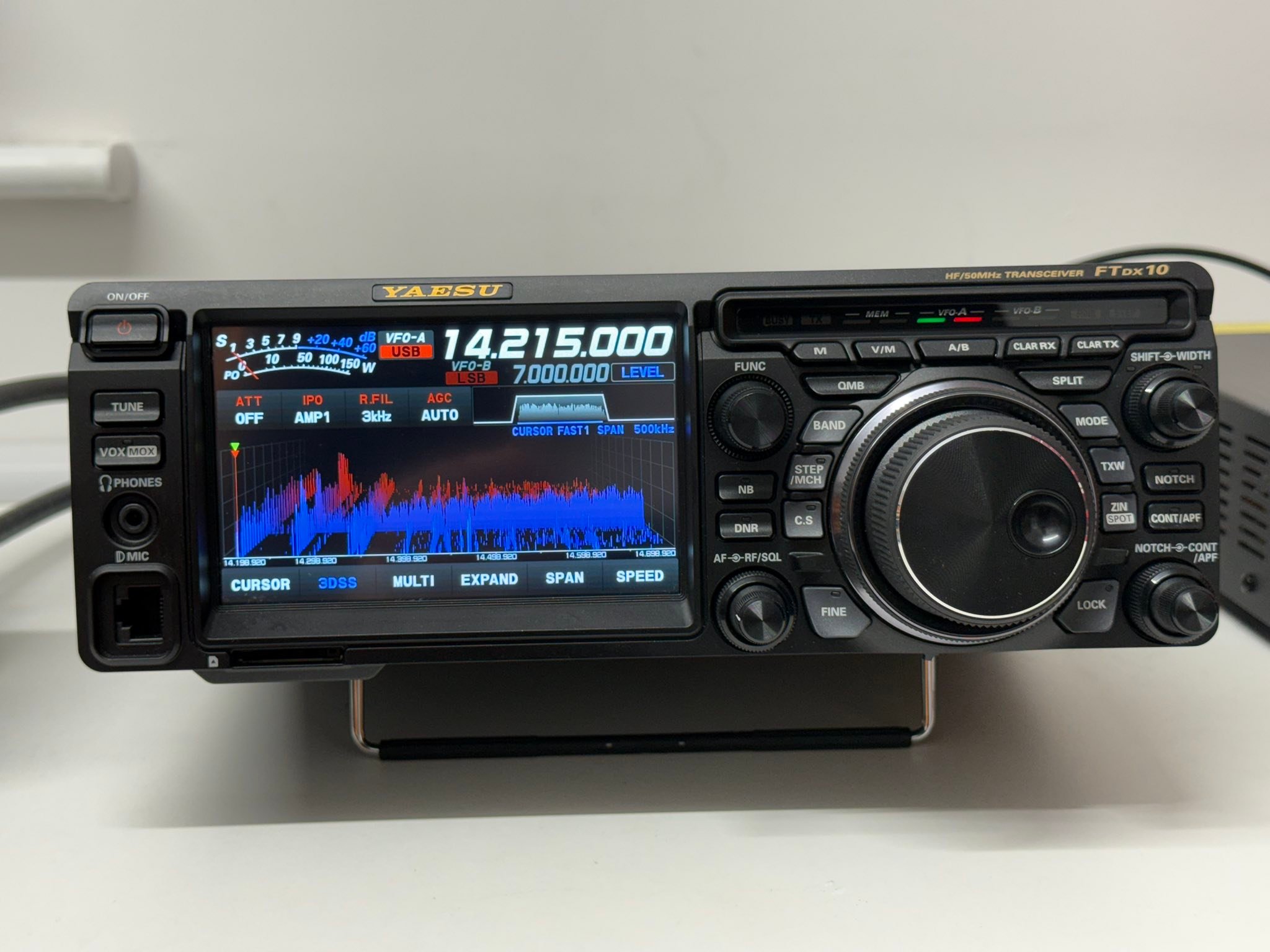 Yaesu FTDX10 HF/50MHz SDR Transceiver for sale