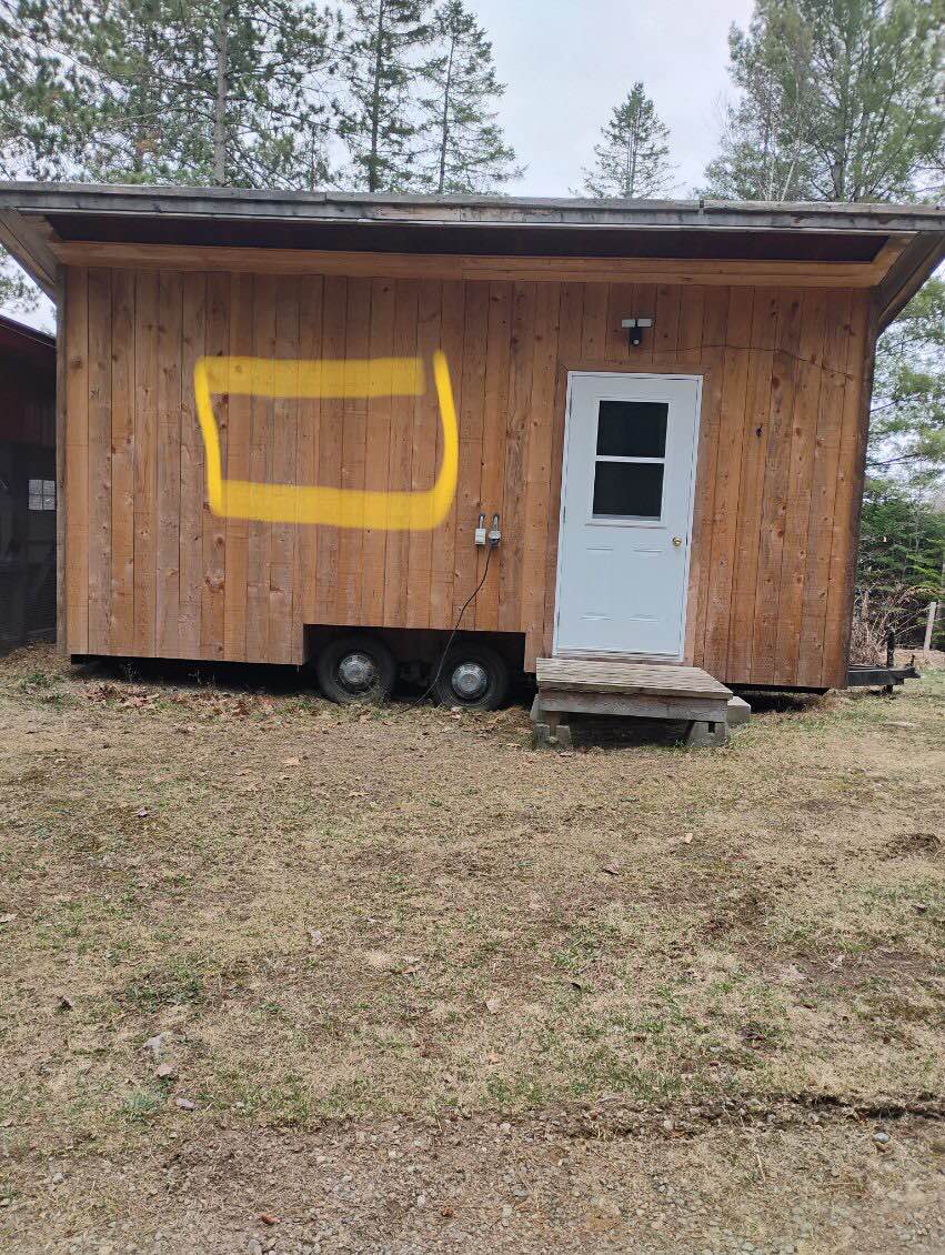 Mini-Maison sur remorque de roulotte - Storage Sheds - Joliette, Quebec ...