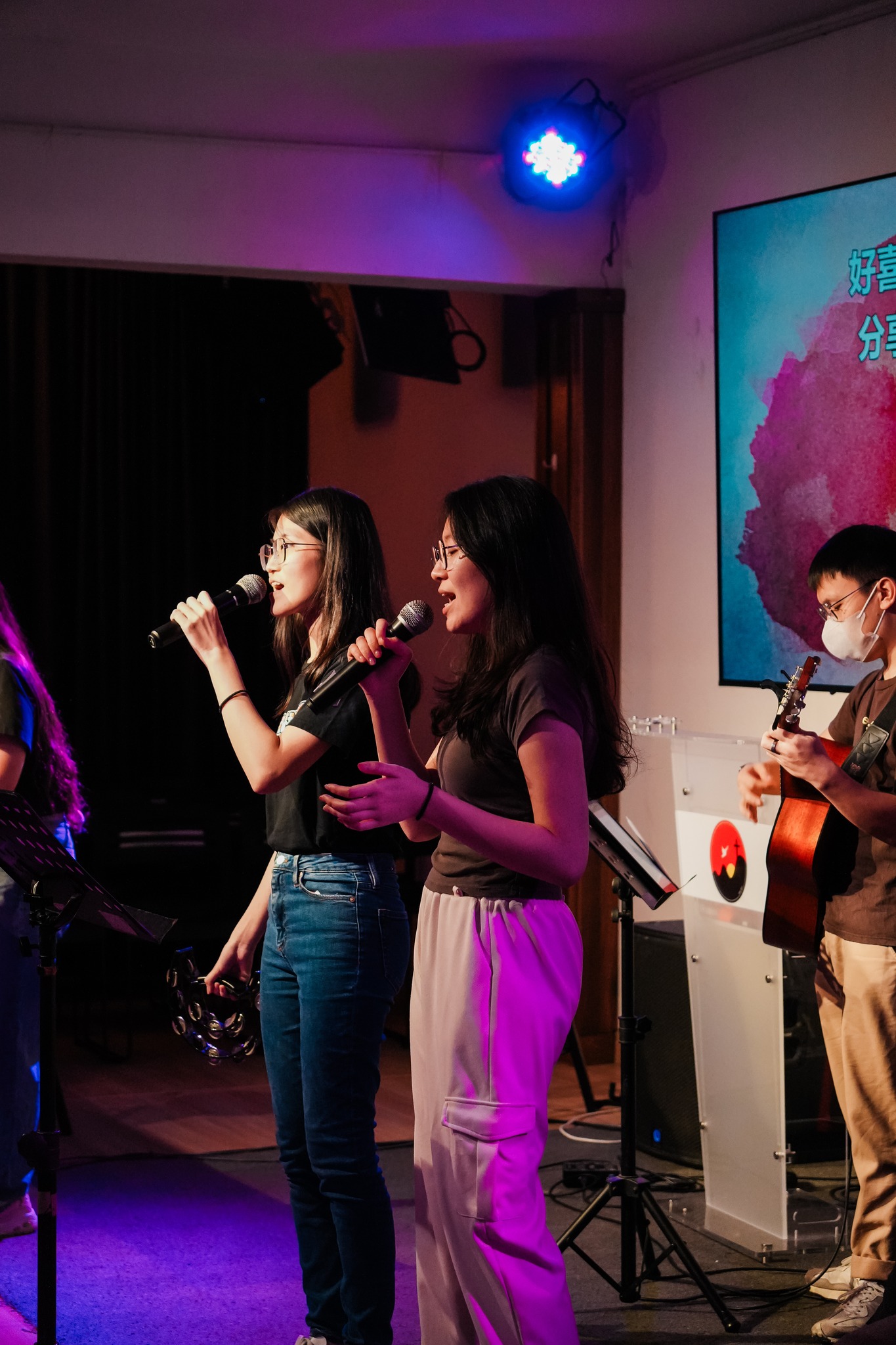 Mega CMC Campus Fellowship (美佳堂大专团契）