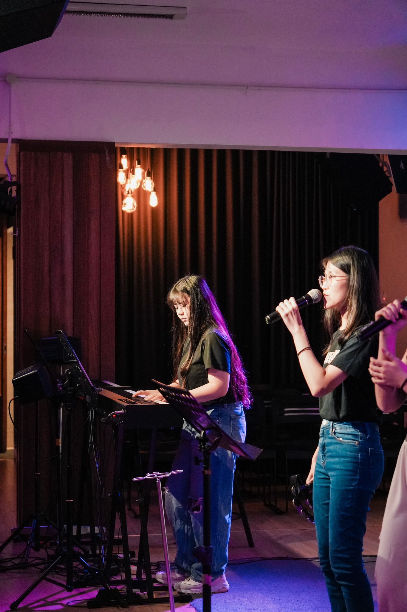Mega CMC Campus Fellowship (美佳堂大专团契）