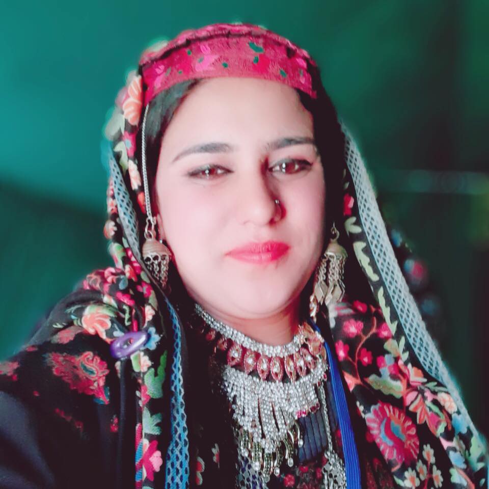حالیہ دنوں میں ایک رہائش گاہ پر چھاپے کے دوران کئی افراد غلط سرگرمیوں ...