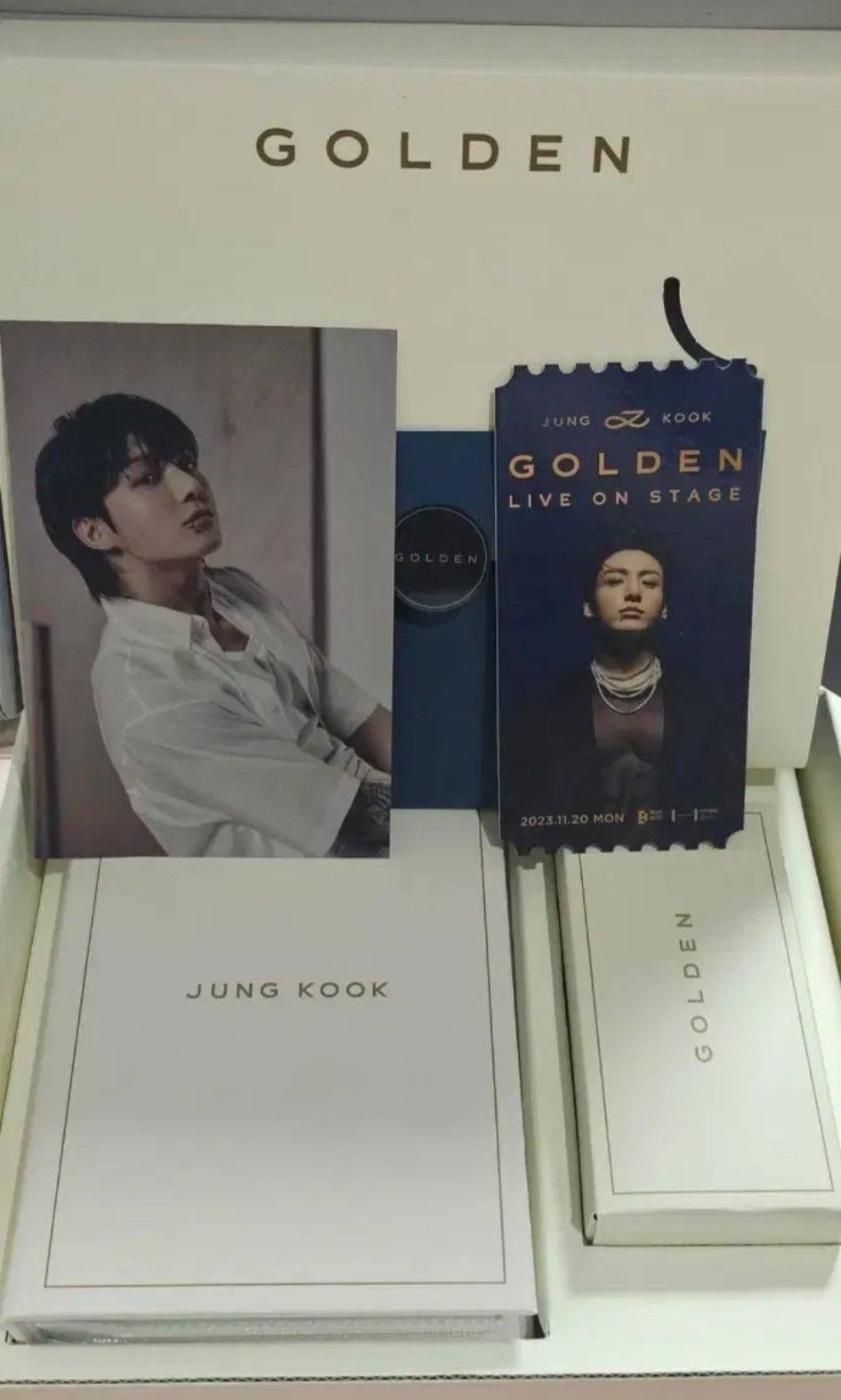 BTS Jungkook Golden Showcase Gift Set ₱4,700.00 [PAYO] Normal ETA