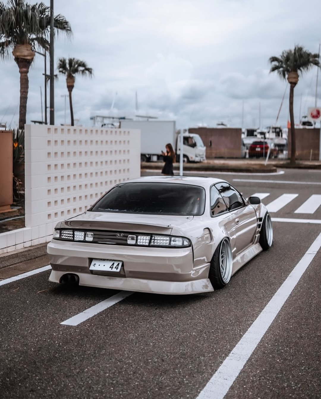 S14 Kouki in monochrome style! feat. Enkei RPF1 wheels bodykit and