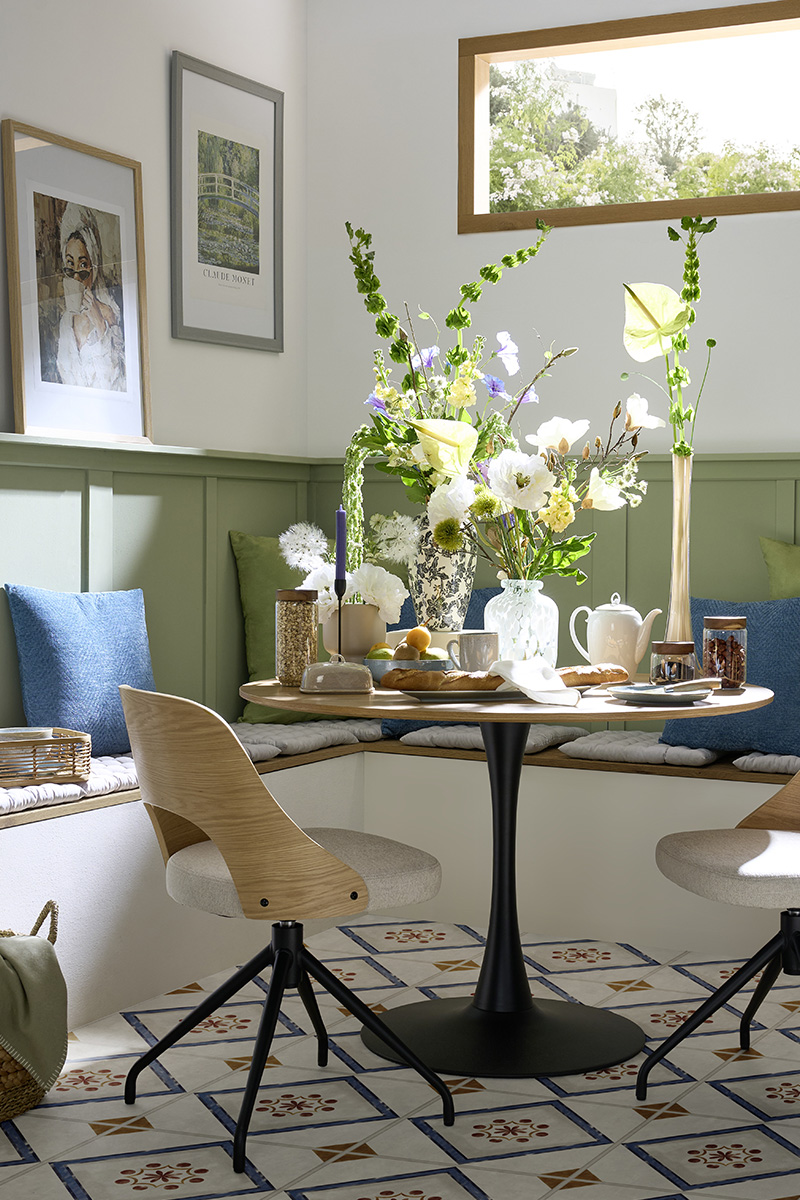 Mit diesem Geschirr schmeckt der Kaffee ☕ gleich noch besser. Perfekt für entspannte Frühlingsmomente 🌸 am Tisch: https://www.xxxlutz .at/p/novel-kombiservice-glossy-20-teilig-007136056401
