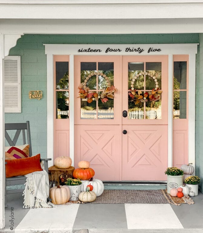 The Craft - Look at this absolutely darling front porch all decorated ...